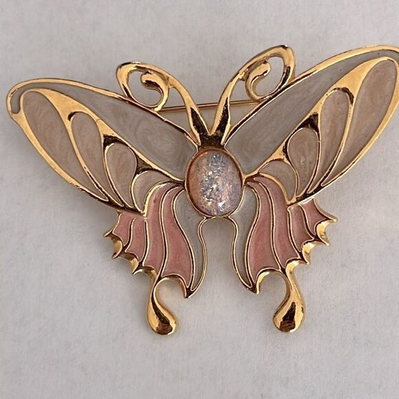 Vintage Enamel 3pc Set Butterfly Pin & Clip Earrings Pastels in GoldTone AVON - Picture 2 of 11